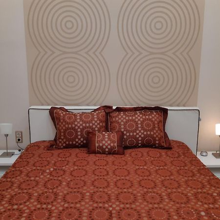 Modern, Quiet & Cozy Apartment In The Middle Of Downtown Near Danube At Fashion Street Boedapest Buitenkant foto