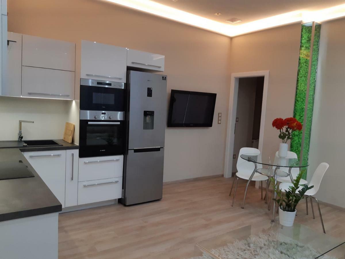 Modern, Quiet & Cozy Apartment In The Middle Of Downtown Near Danube At Fashion Street Boedapest Buitenkant foto