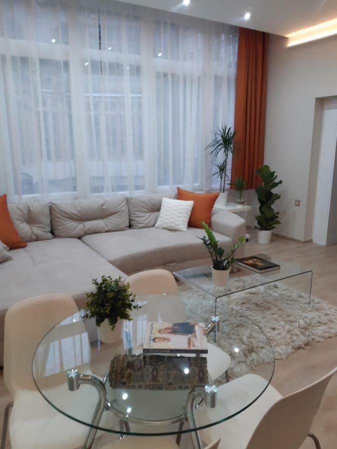 Modern, Quiet & Cozy Apartment In The Middle Of Downtown Near Danube At Fashion Street Boedapest Buitenkant foto